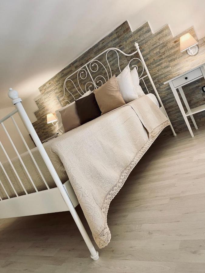 Bed and Breakfast Relais Medea San Giorgio Ionico Exterior foto